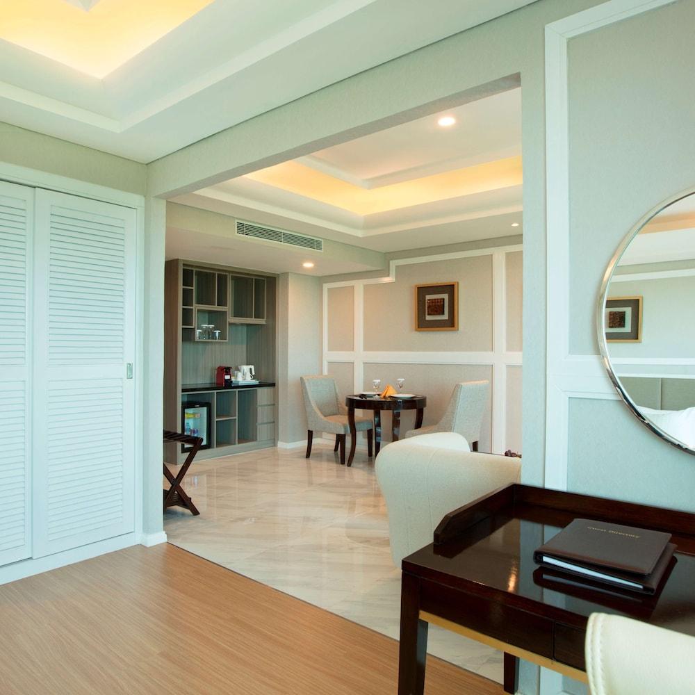 Wyndham Panbil Batam Ξενοδοχείο Εξωτερικό φωτογραφία